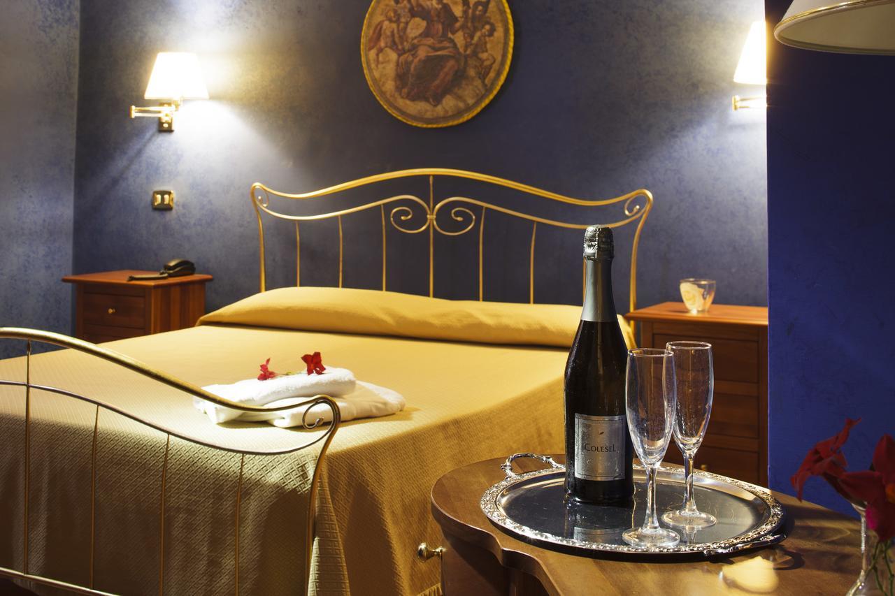 Veroli Hotel Relais Filonardi מראה חיצוני תמונה
